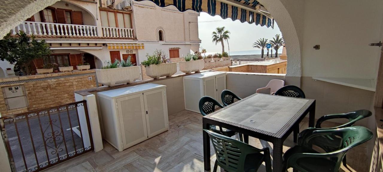 Beach Breeze Townhouse By The Beach Santa Pola Bagian luar foto