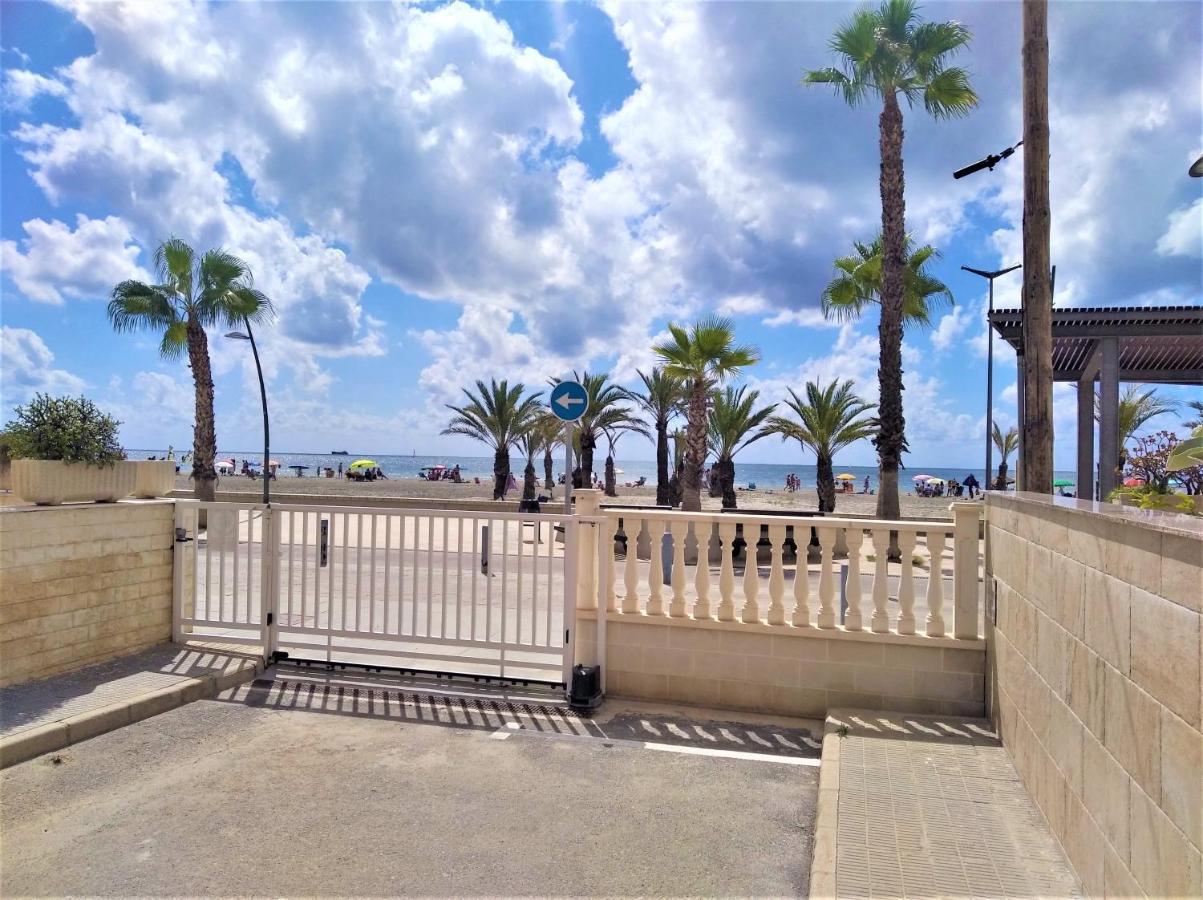 Beach Breeze Townhouse By The Beach Santa Pola Bagian luar foto
